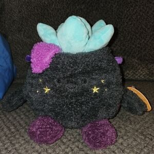 Halloween stuffed animal plant